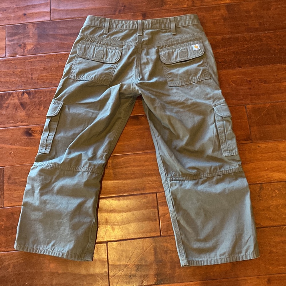 Women's Olive Cargo Capris - Comfortable Utility Style